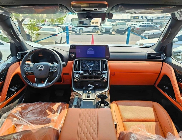 Lexus LX700h HYBRID URBAN |3.5L PETROL | RADAR | HEADUP DISPLAY | 360* CAMERA