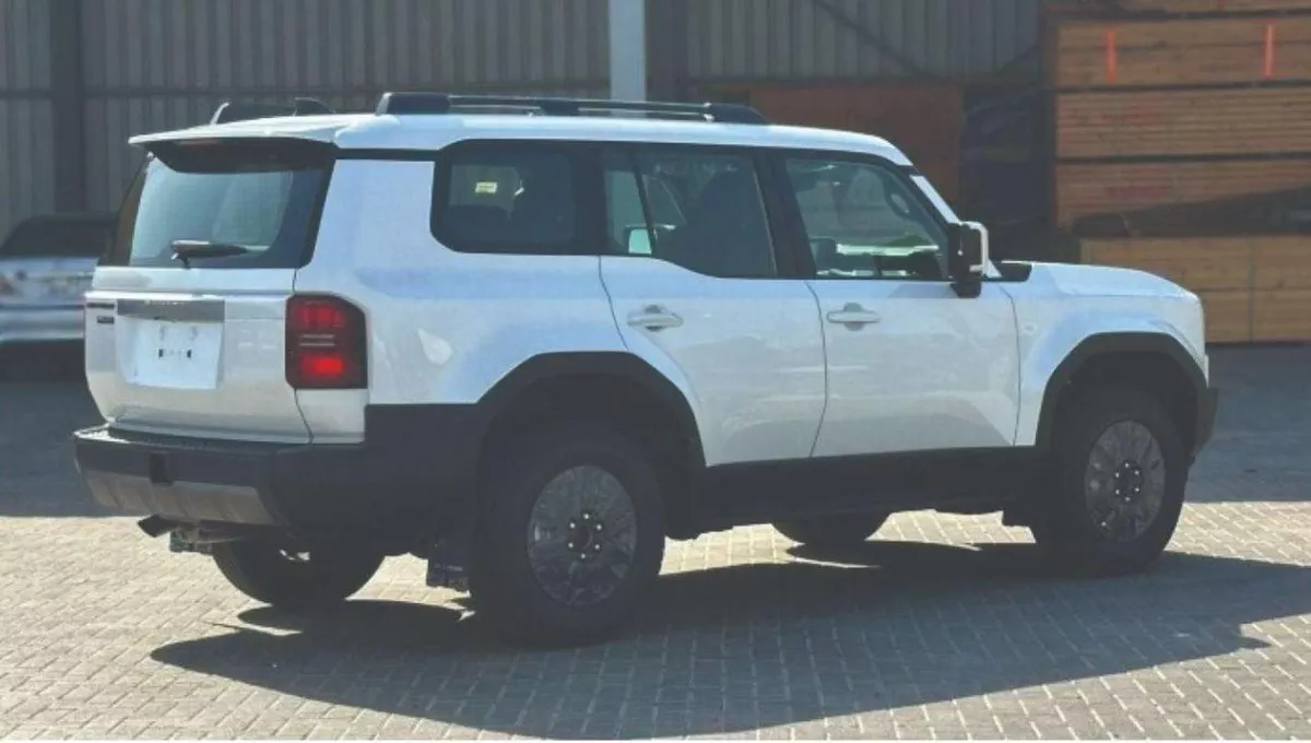 Toyota Prado GXR 2.7L Petrol Limited 6A/T 2025-5-0