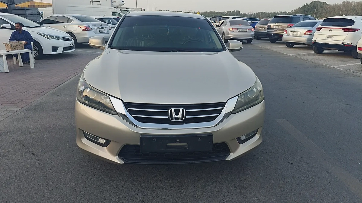 Honda Accord SE 2016 GCC Specs-16-16