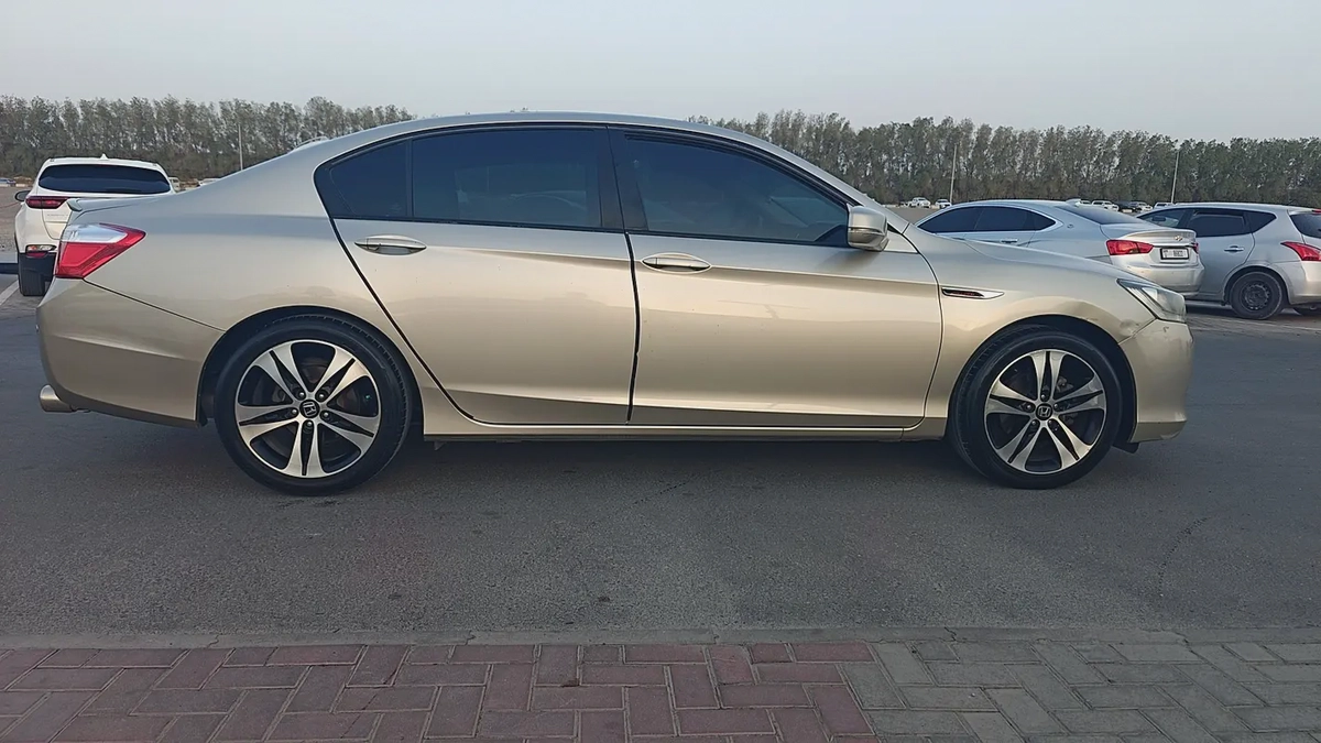 Honda Accord SE 2016 GCC Specs-6-6