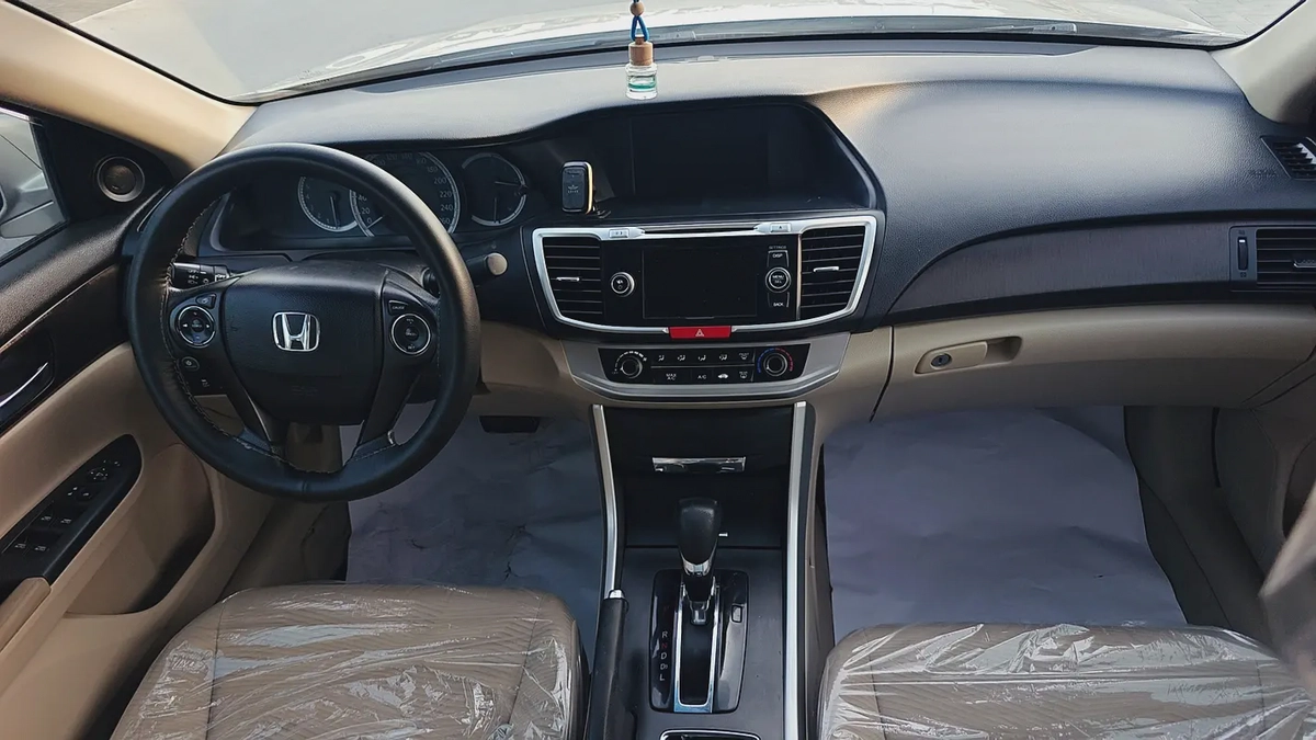 Honda Accord SE 2016 GCC Specs-8-8