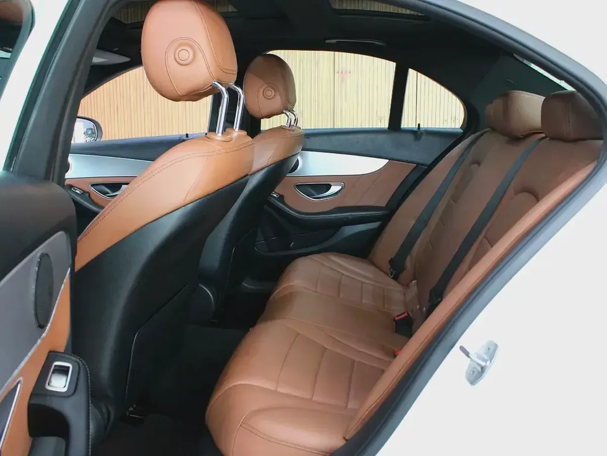2019 - Mercedes-Benz C200 | GCC-12-12