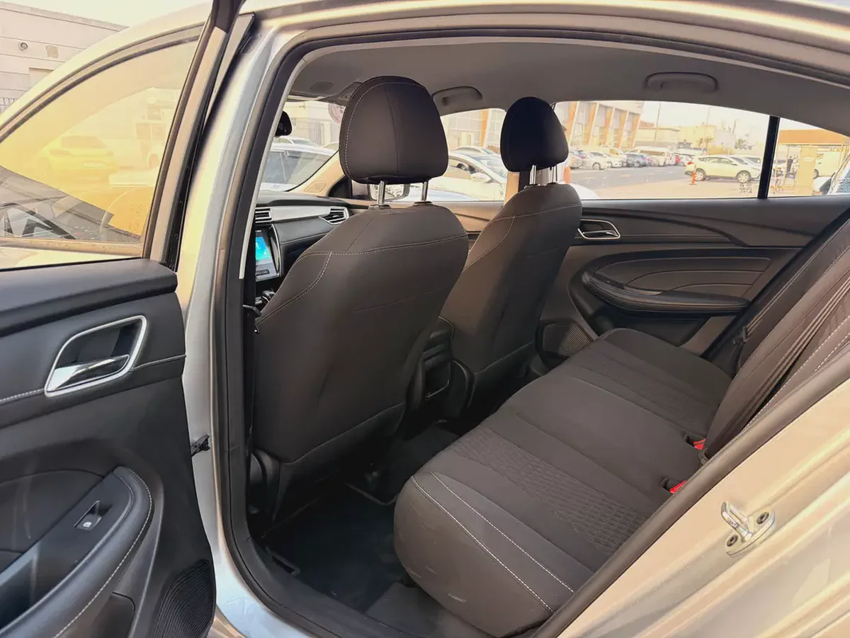 MG MG5 2024 Classic GCC Specs-10-10