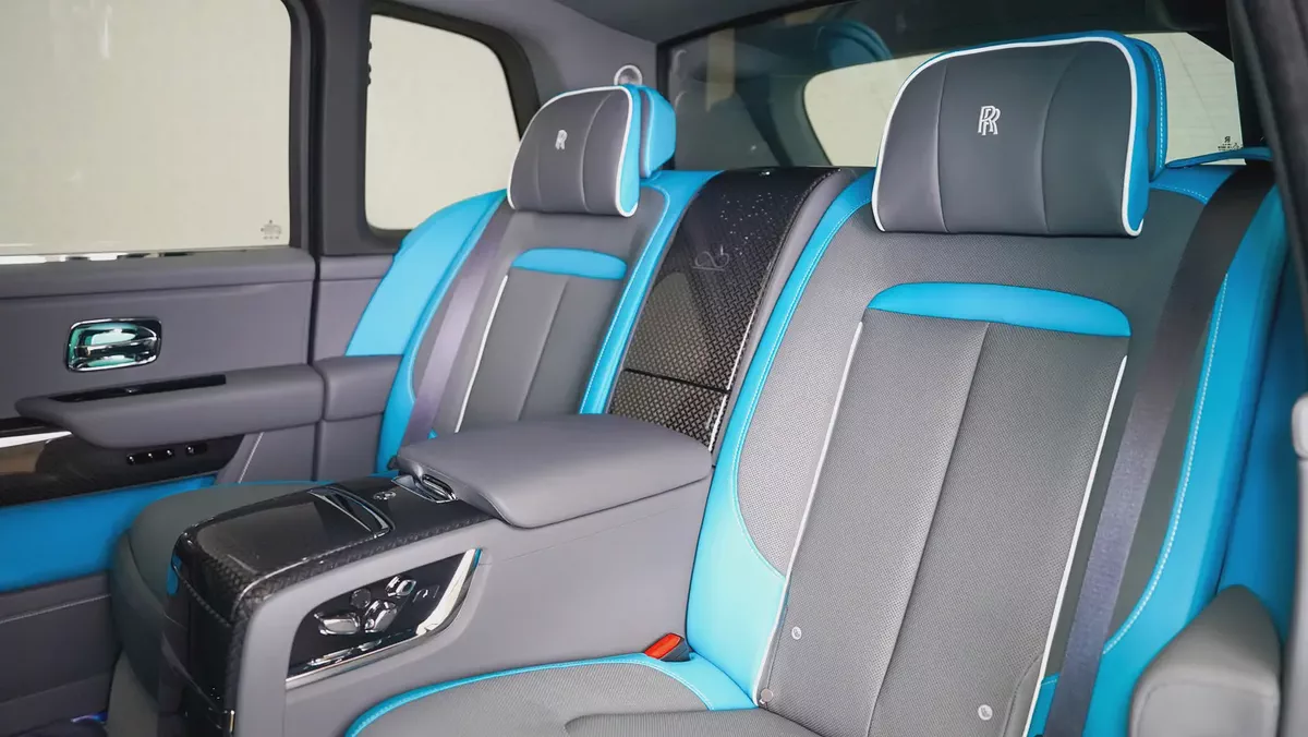 2026 Brand New Rolls-Royce Cullinan Black Badge | GCC Specs | Ultra Luxury | AGMC Warranty & Service-6-6
