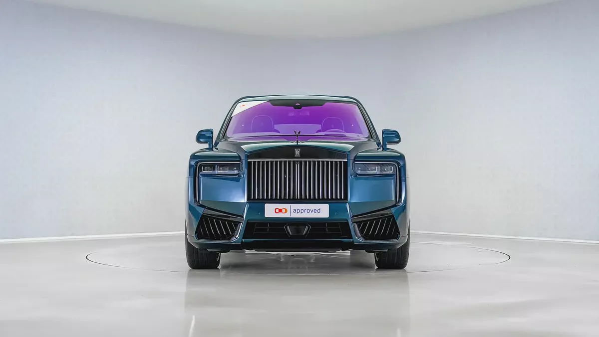2026 Brand New Rolls-Royce Cullinan Black Badge | GCC Specs | Ultra Luxury | AGMC Warranty & Service-7-7