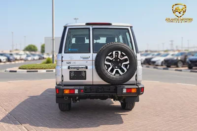 Toyota Land Cruiser 70 Series LC 76 VXR 2026 GCC Specs-17