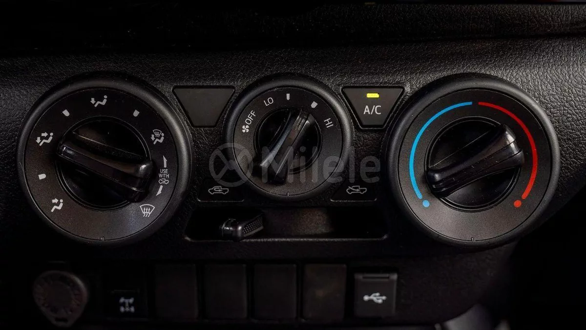 Toyota Hilux  TOYOTA HILUX DC | EXPORT ONLY-11-0