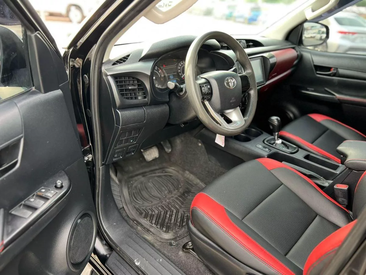 Toyota Hilux ADVENTURE 2021 Toyota Hilux - 2.7L V4 - GCC - Full Automatic Patrol - 4x4 AWD - Off Road Edition-9-0