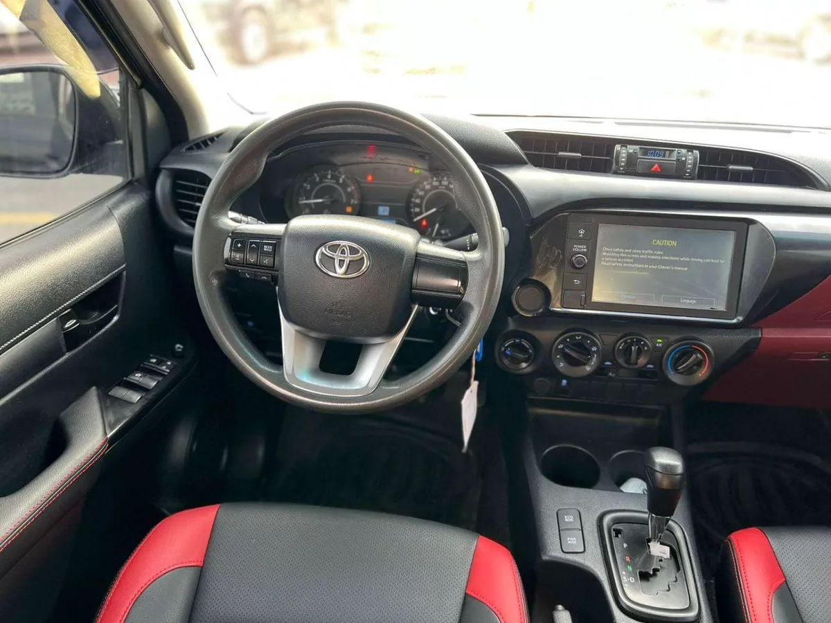 Toyota Hilux ADVENTURE 2021 Toyota Hilux - 2.7L V4 - GCC - Full Automatic Patrol - 4x4 AWD - Off Road Edition-11-0