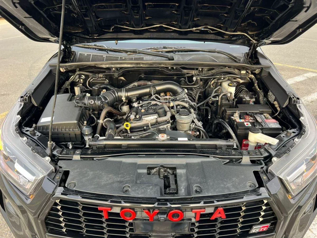 Toyota Hilux ADVENTURE 2021 Toyota Hilux - 2.7L V4 - GCC - Full Automatic Patrol - 4x4 AWD - Off Road Edition-18-0