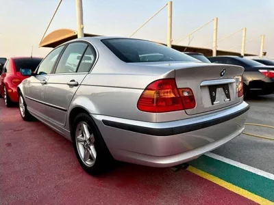 BMW 320i STD BMW 320 low mileage-5