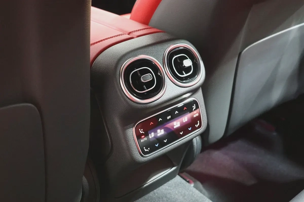 2025 Mercedes-Benz GLC 43 AMG 4MATIC Coupe | GCC Specs | Brand New-Under warranty