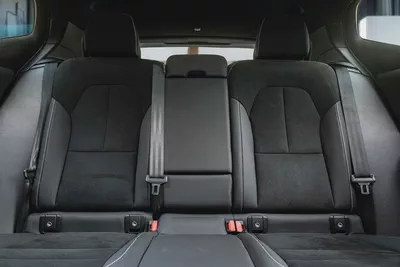 1,959 P.M |  XC40 B4 Ultimate Dark | 0% Downpayment | 2028 WARRANTY-11
