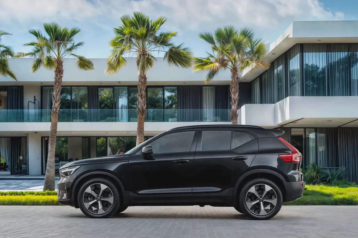 1,959 P.M |  XC40 B4 Ultimate Dark | 0% Downpayment | 2028 WARRANTY-1-1