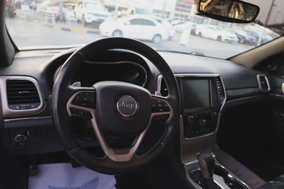 Used Jeep Grand Cherokee L 3.6L Limited 2017-3