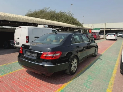 Mercedes-Benz E-Class E 300 - 2012 - GCC Specs - Excellent Condition-3