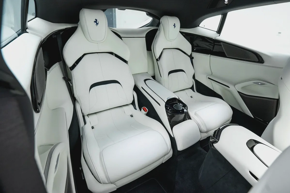 2025 FERRARI PUROSANGUE | MAIN DEALER SERVICE | CUSTOM SPECIFICATIONS