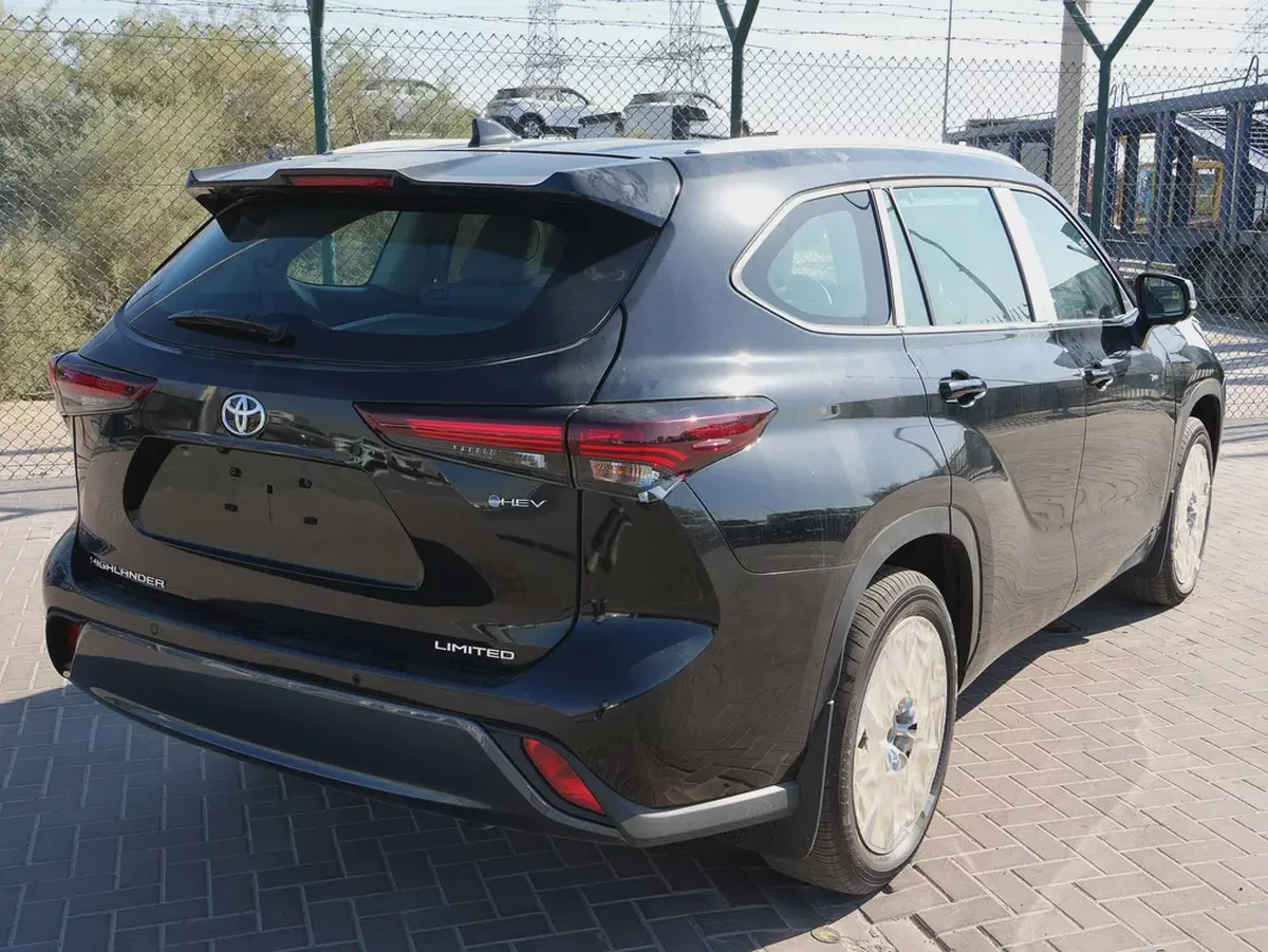 2026 TOYOTA HIGHLANDER LIMITED 2.5L HEV AWD GCC BRAND NEW 0KM-3-3