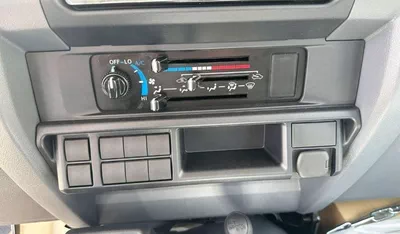 Toyota Land Cruiser Pick Up LAND CRUISER LC79 DC 4.2L V6 DIESEL MT-8