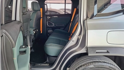1705 AED MONTHLY- GCC l WARRANTY l 2.0L TURBO-10
