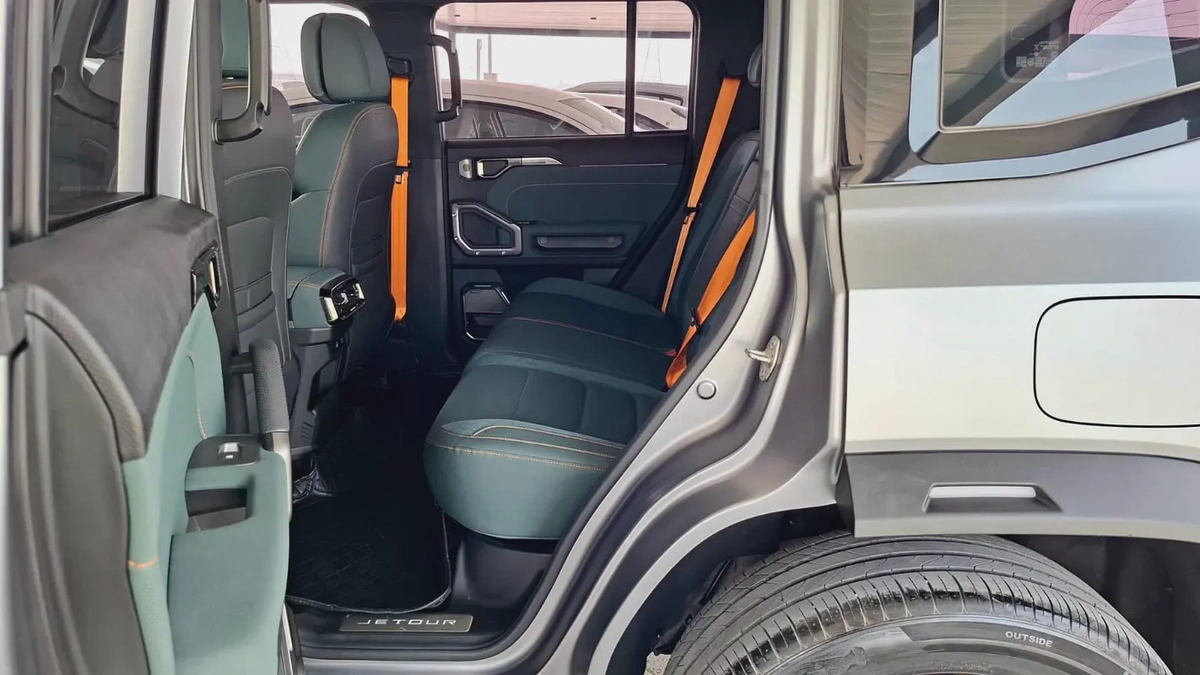 1705 AED MONTHLY- GCC l WARRANTY l 2.0L TURBO
