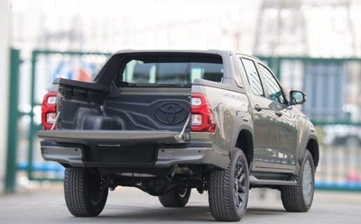Toyota Hilux TOYOTA HILUX ADVENTURE PETROL 4.0L-4