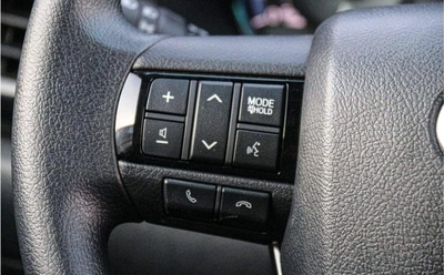 Toyota Hilux TOYOTA HILUX ADVENTURE PETROL 4.0L-8