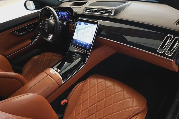 S500 4MATIC - GCC SPECS - WARRANTY / SERVICE 105,000 KM - FULL SERVICE HISTORY - ACCIDENT FREE -