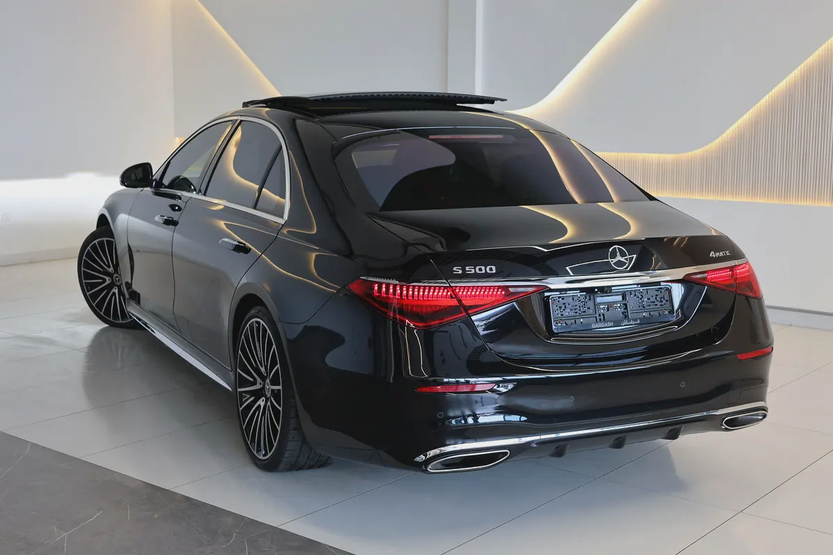 S500 4MATIC - GCC SPECS - WARRANTY / SERVICE 105,000 KM - FULL SERVICE HISTORY - ACCIDENT FREE --4-4