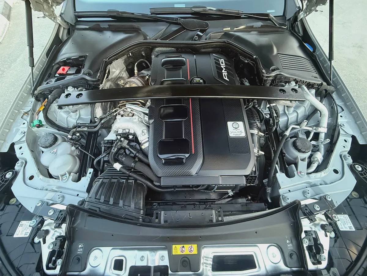 MERCEDES C 63s AMG - E PERFORMANCE - 2024 - 4,000 kms - JAPANESE SPEC-11-11