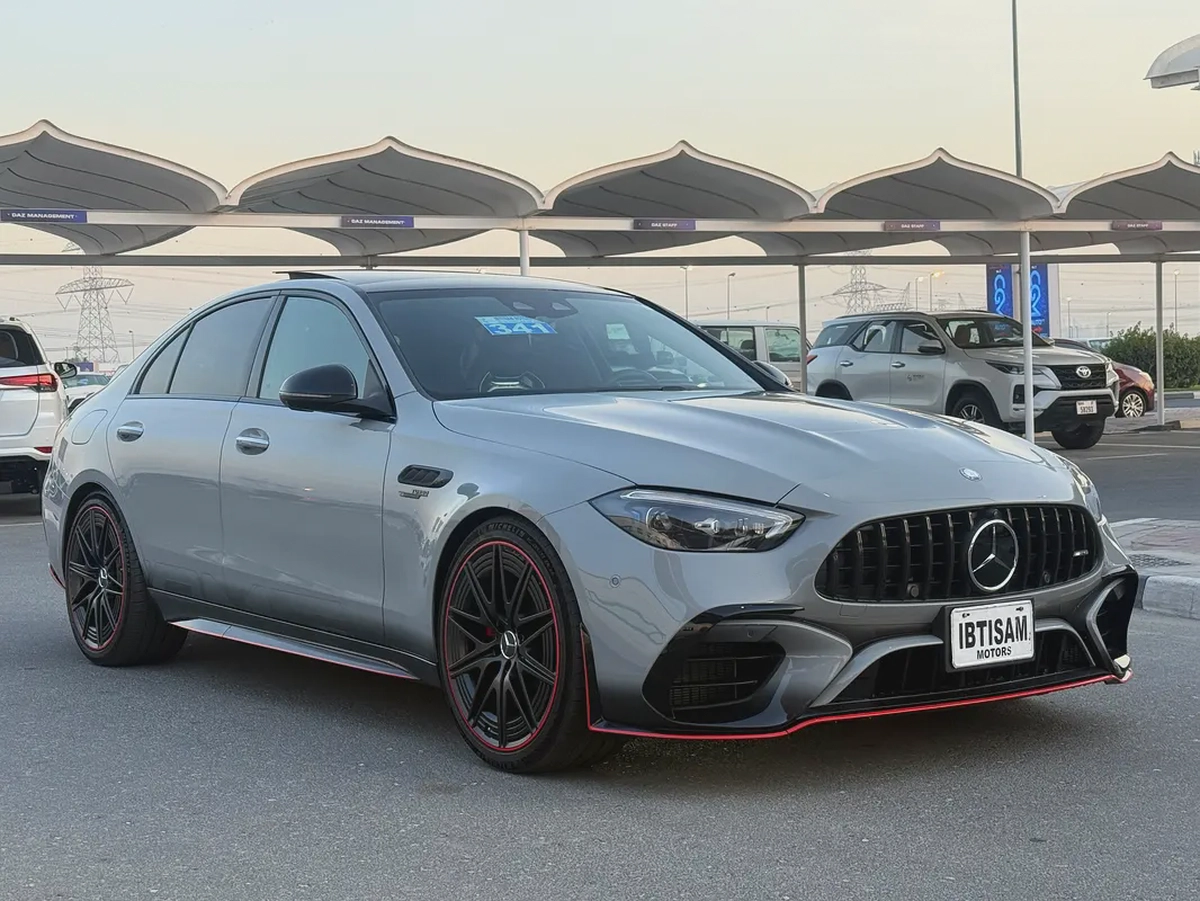 MERCEDES C 63s AMG - E PERFORMANCE - 2024 - 4,000 kms - JAPANESE SPEC-2-2