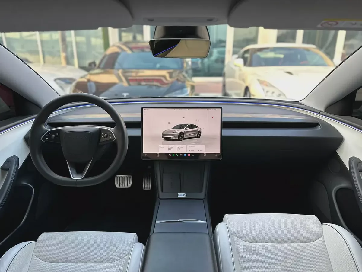 2024 Tesla Model 3 Performance - GCC Specs - Brand New Condition-10-10