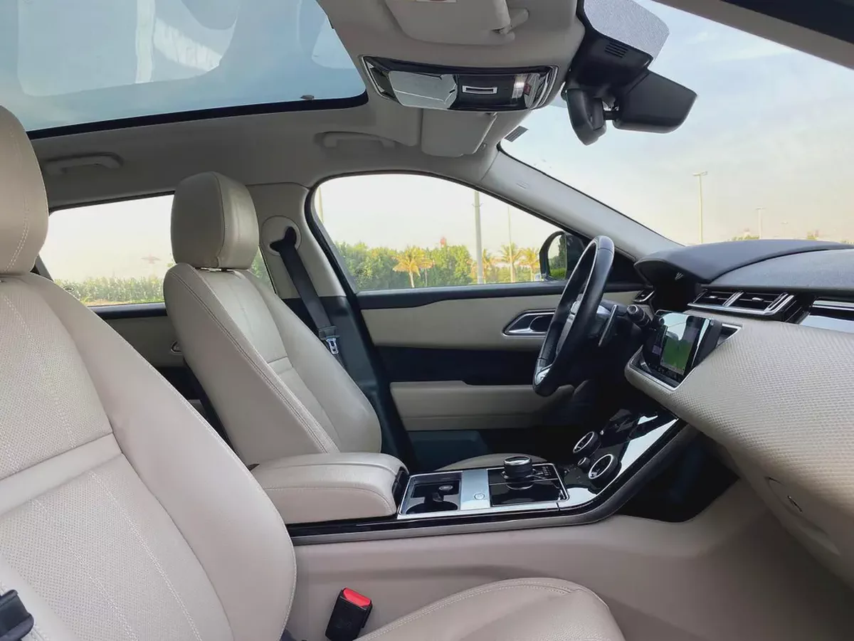 RANGE ROVER (2019) //VELAR//GCC//ORIGENAL PAINT//FULL OPTION//GOOD CONDITION//-18-18