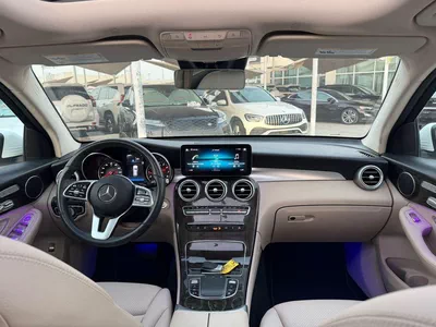 For sale Mercedes-Benz GLC 300 I (X253) Facelift, 2.0 l, 2022 in UAE, Sharjah-9