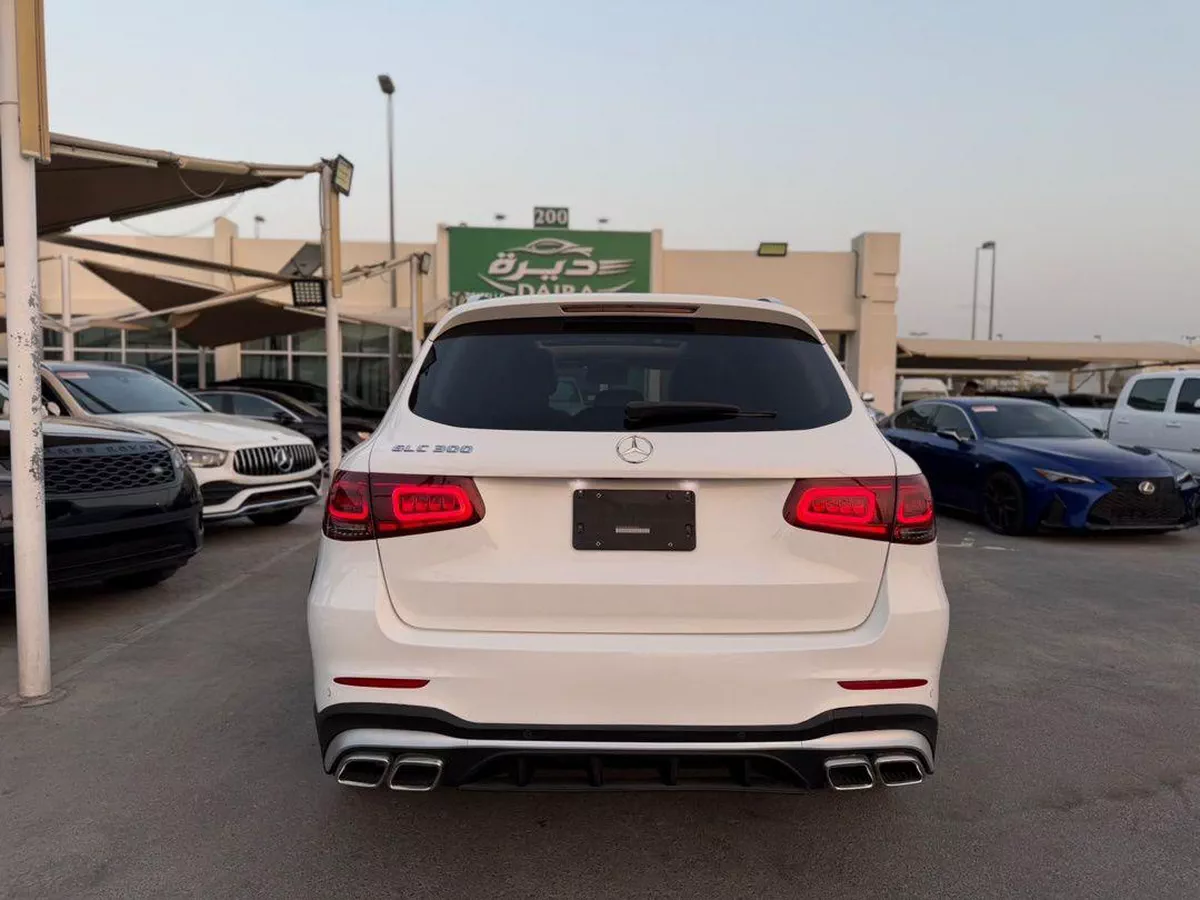For sale Mercedes-Benz GLC 300 I (X253) Facelift, 2.0 l, 2022 in UAE, Sharjah-2-2