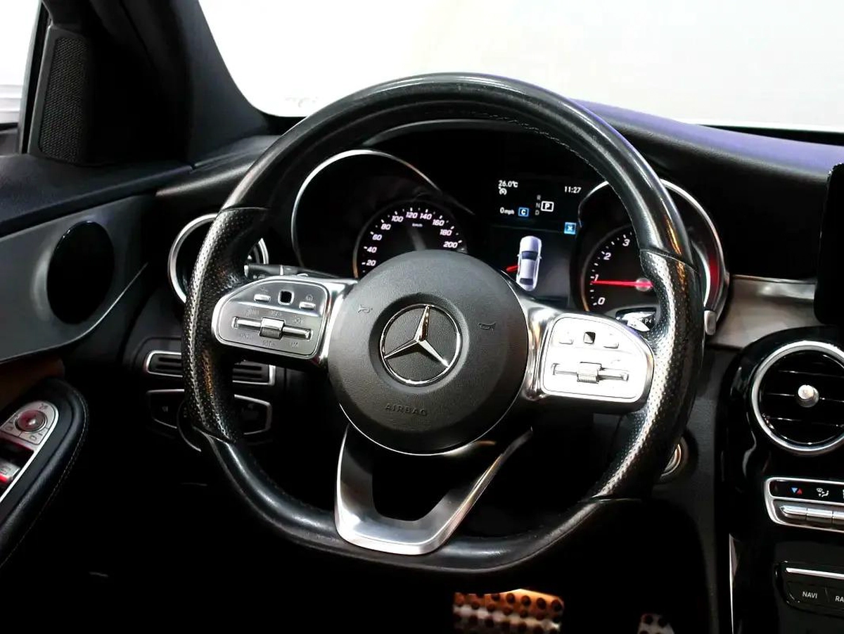 2019 - Mercedes-Benz C200 | GCC-10-10