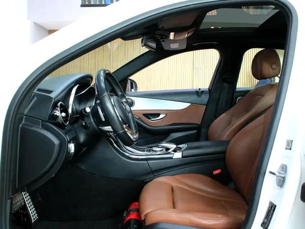 2019 - Mercedes-Benz C200 | GCC