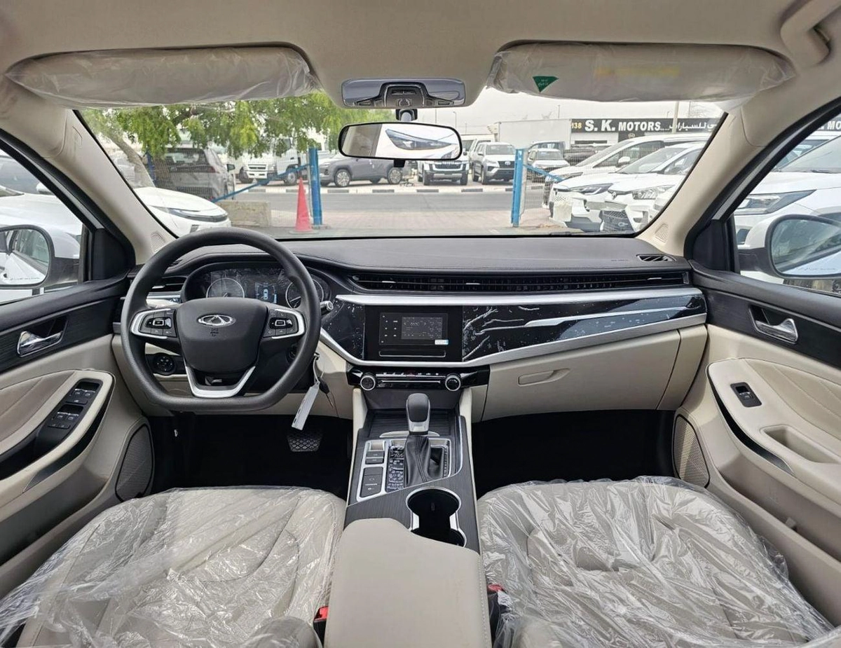 Chery Arrizo 5 ARRIZO 5 1.5L PETROL STANDARD || 1.5L PETROL V4 | FABRIC SEATS | KEY START | RAER PARKING SENSOR (CODE # TARZ)-13-0