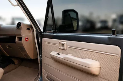 Toyota Land Cruiser Pick Up LC79 2.8 DIESEL MANUAL 2 DOOR-9
