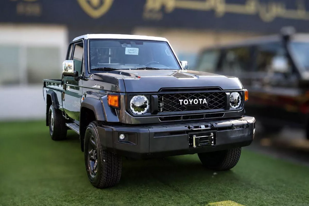 Toyota Land Cruiser Pick Up LC79 2.8 DIESEL MANUAL 2 DOOR-1-0