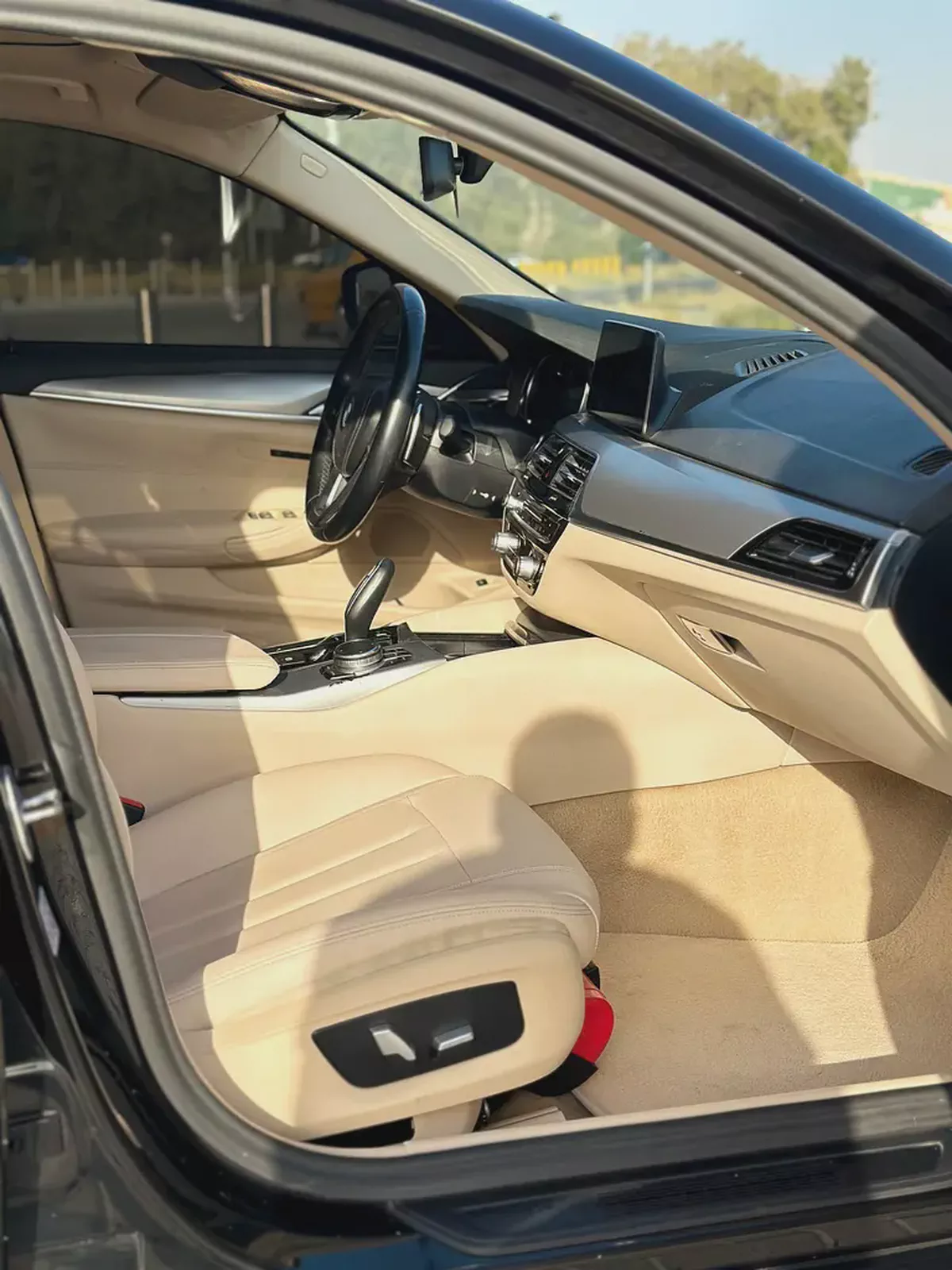 EXCELLENT CONDITION | GCC | 2018 | BMW 520I PREMIUM-10-10