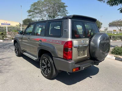 Nissan Patrol SUPER SAFARI-2