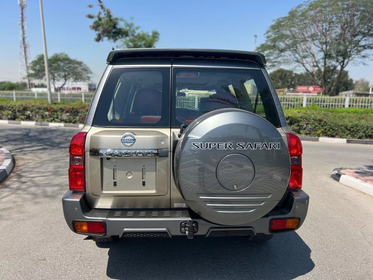 Nissan Patrol SUPER SAFARI-6-0