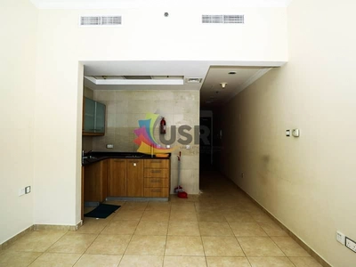 CHILLER FREE CLOSE TO METRO STUDIO ALL AMENITIES 60K-1