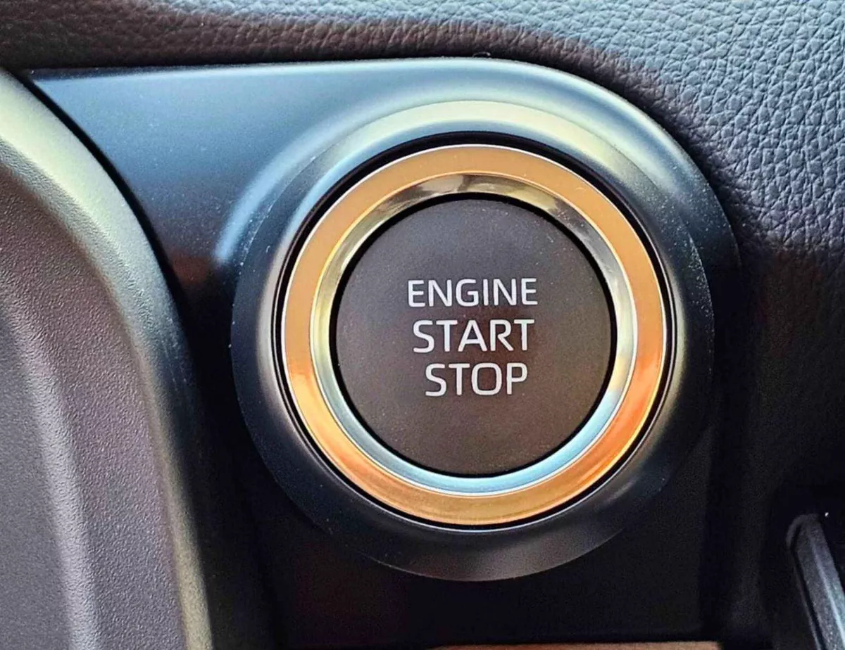 Toyota Land Cruiser GXR TWIN TURBO BASIC || PETROL AT 3.5L V6 4WD | DRIVER PWR SEAT (CODE # GXRPB2O) WHITE 2026-19-0