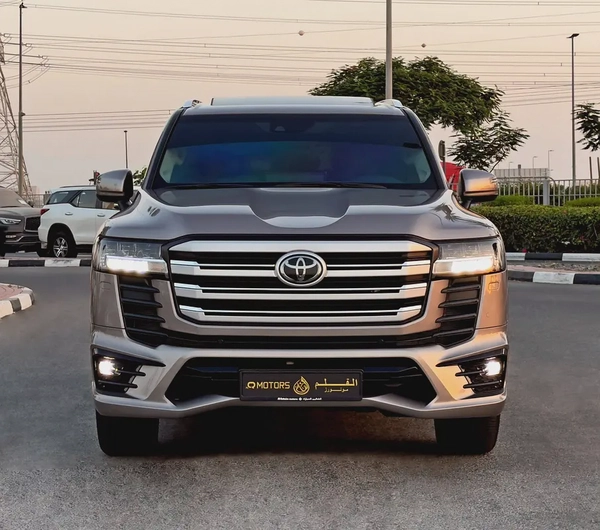 2024 Toyota Land Cruiser GXR 3.5 Twin Turbo, Under Warranty, GCC Specifications