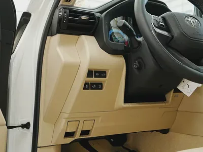 (EXPORT ONLY) 2026 TOYOTA LC300 VXR 3.5L PETROL AT FLOOR FULL GCC BRAND NEW 0KM-12