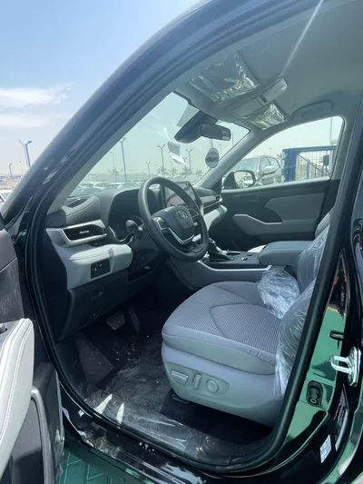 New 2023 Toyota Highlander-12