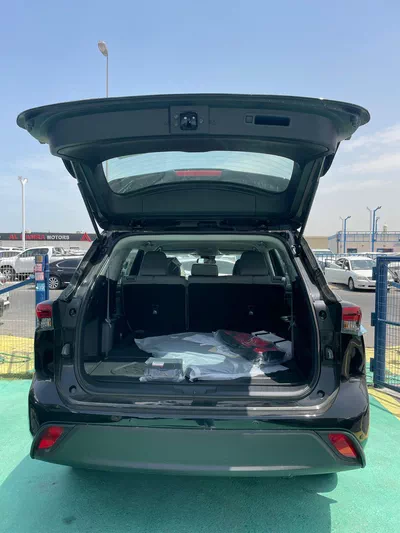 New 2023 Toyota Highlander-4