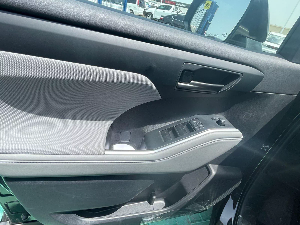 New 2023 Toyota Highlander-8-8